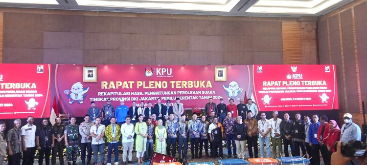 Rapat Pleno KPU DKI Rekapitulasi Hasil Pemilu 2024 Diwarnai Kehadiran